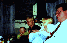 P� bes�k hos Nicklas mamma.