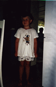 Av mormor och 'moffa' fick Ebba denna s�ta pyjamas.
