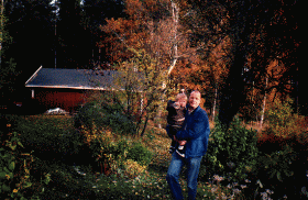 Ebba och 'Moffa' p� landet.
