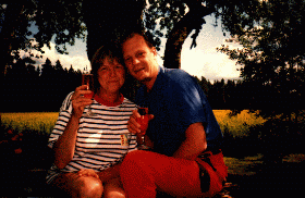 Min mor och Bengt firar br�llopsdag.